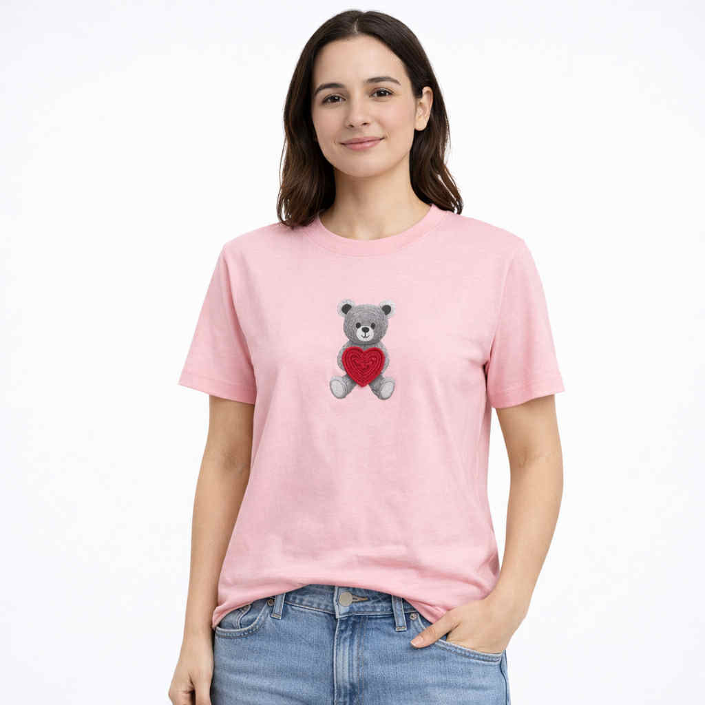 Tricou sport damă cu ursuleț – 100% bumbac, confort și design jucăuș