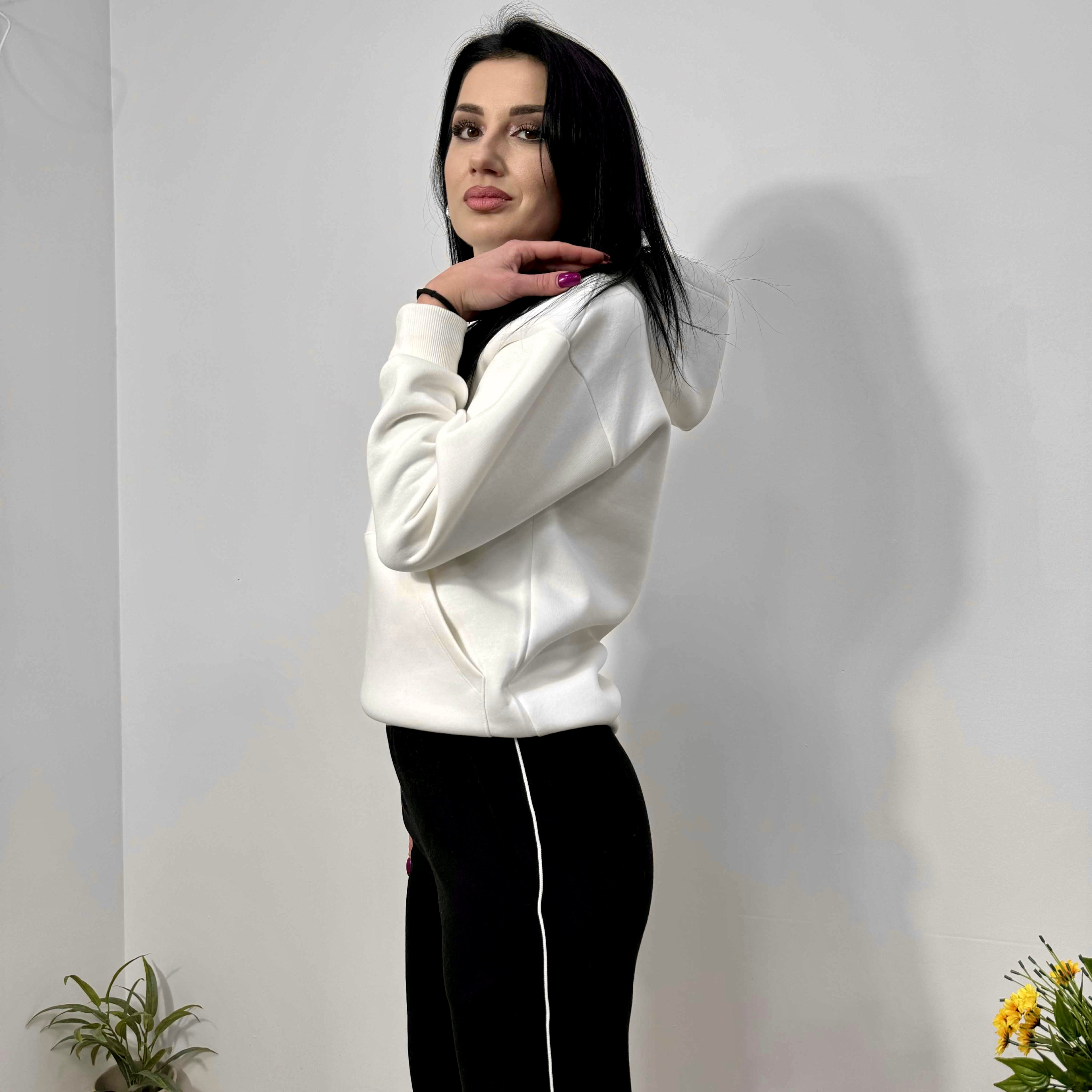 Set modern „Lily” până la 3XL, alb